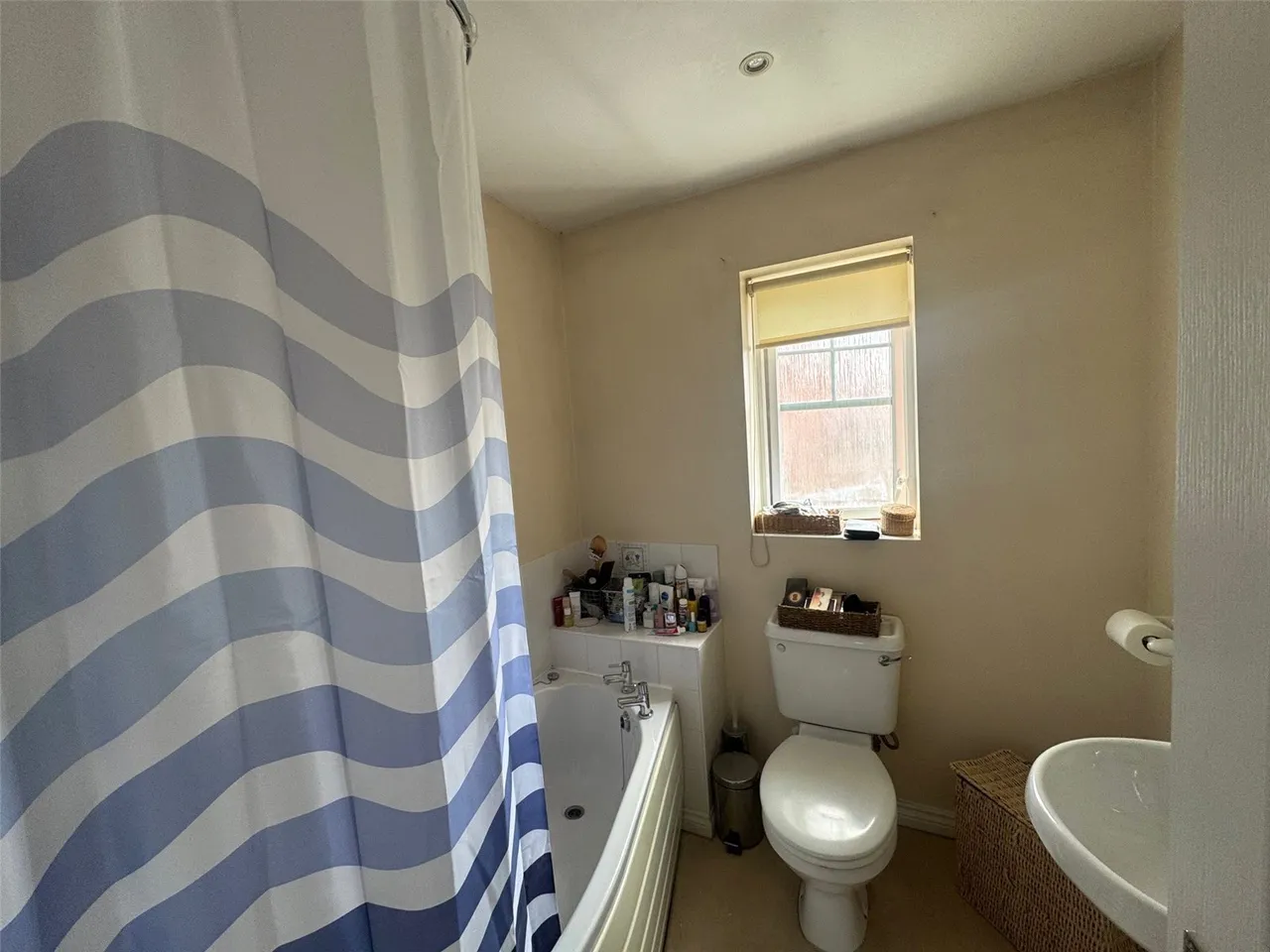 Holbrook Grove, Marston Green, B37, photo 11