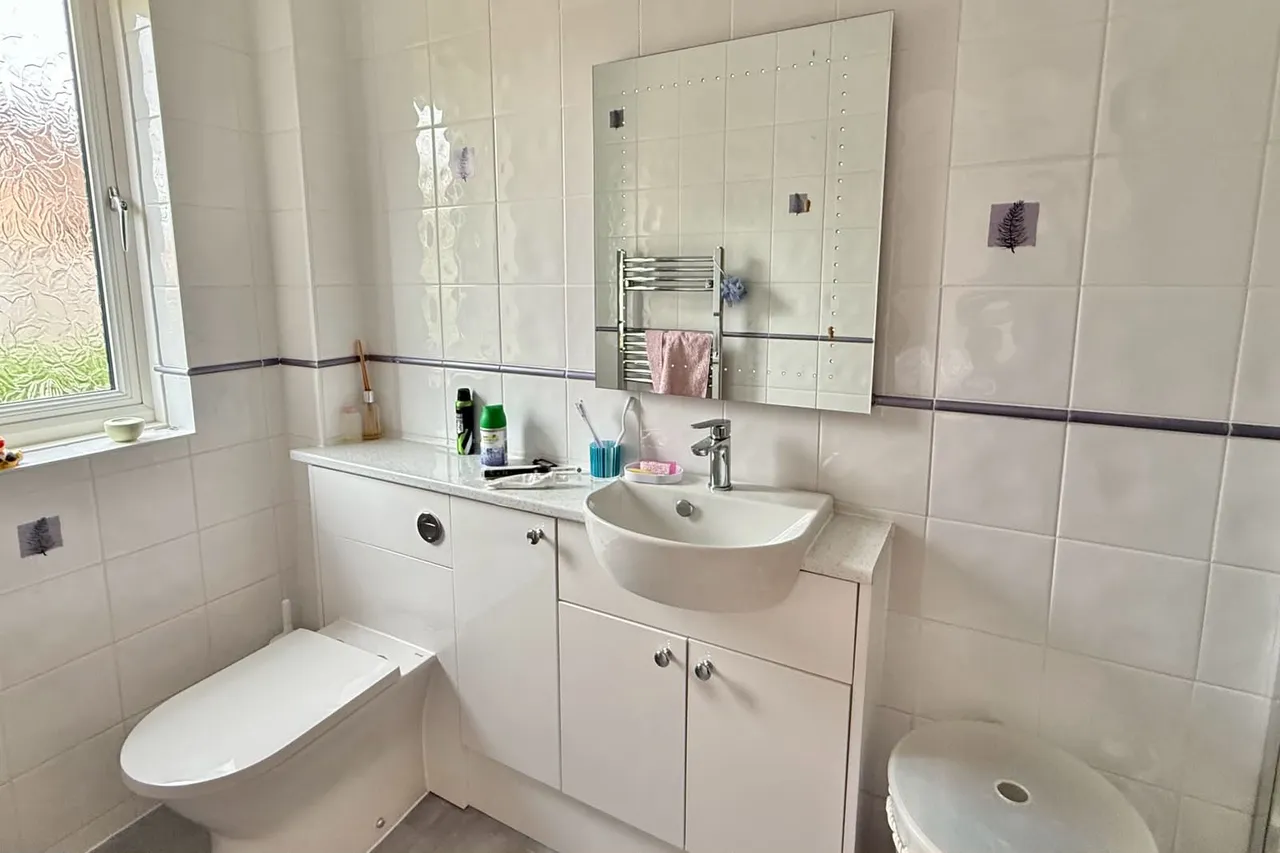 Heath Road, St. Leonards, BH24, photo 16