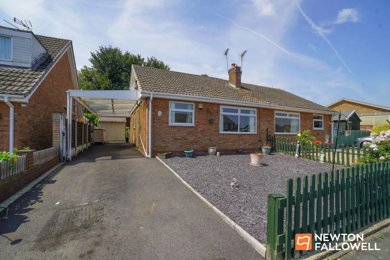 2 bed house for sale, Swallow Walk, Hathern, LE12