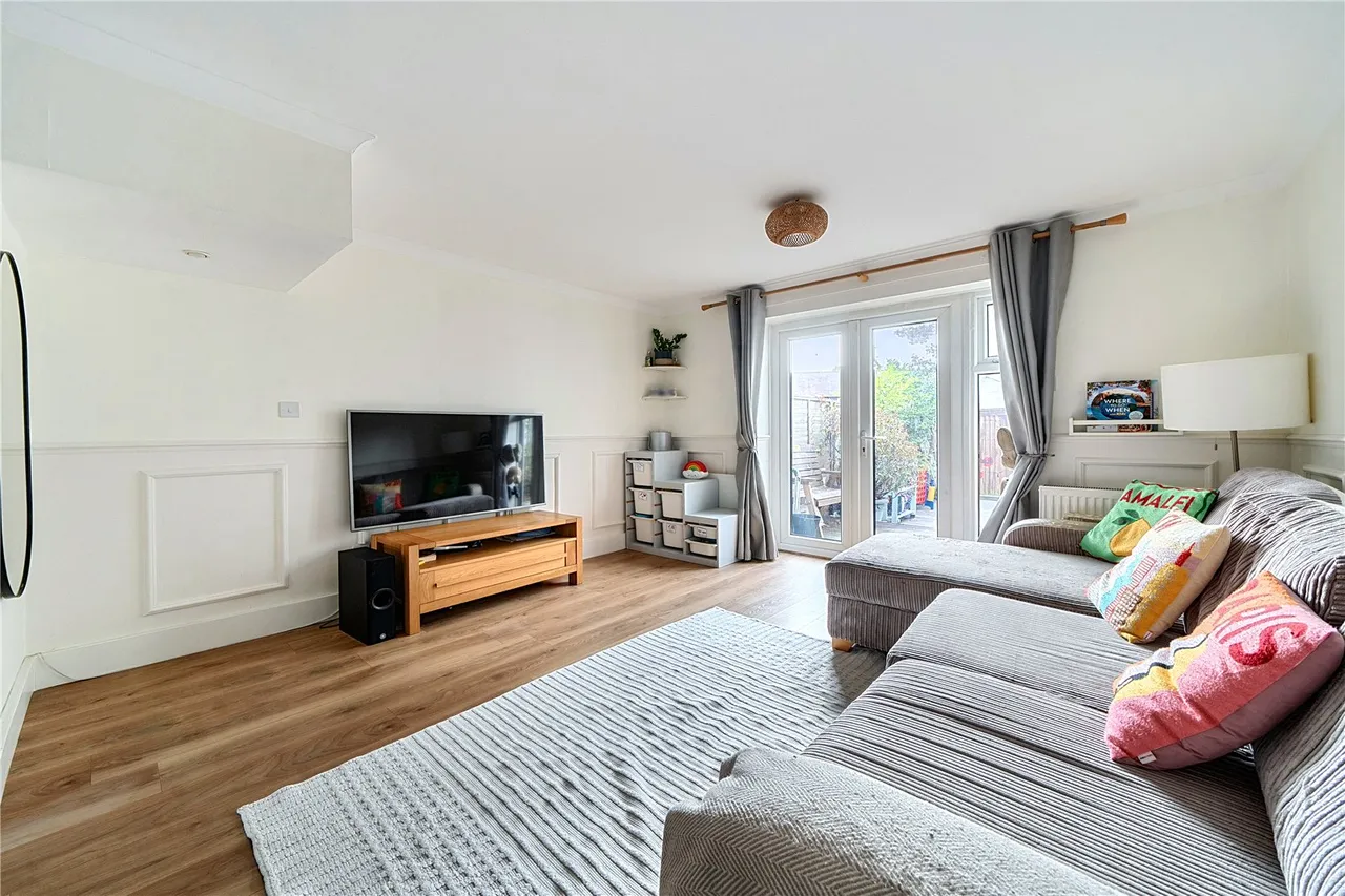 Peal Gardens, Ealing, W13, photo 6