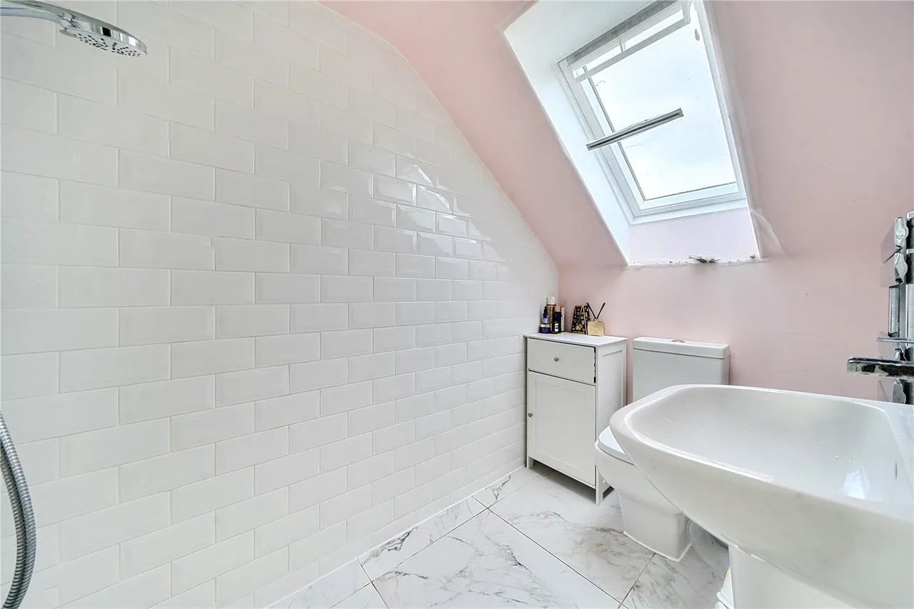 Peal Gardens, Ealing, W13, photo 18