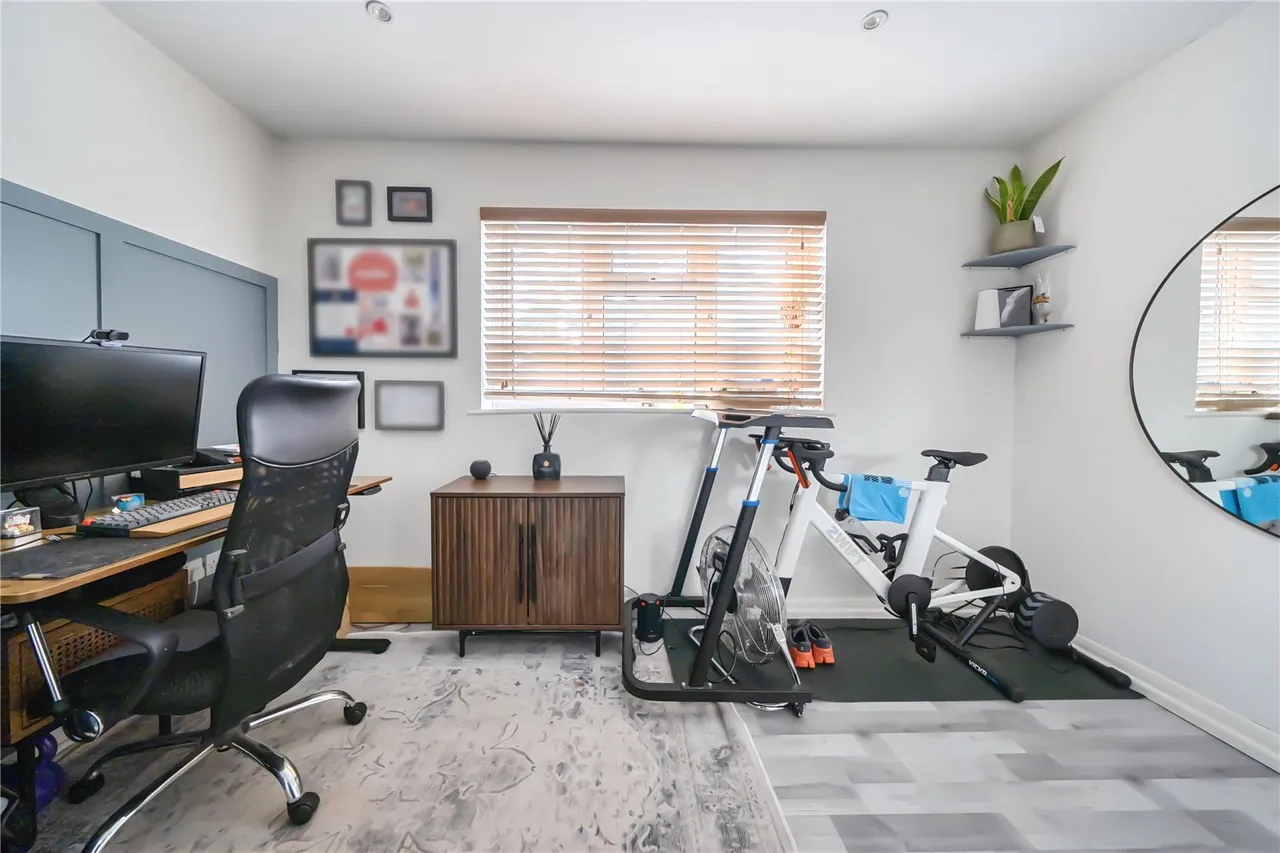 Peal Gardens, Ealing, W13, photo 12