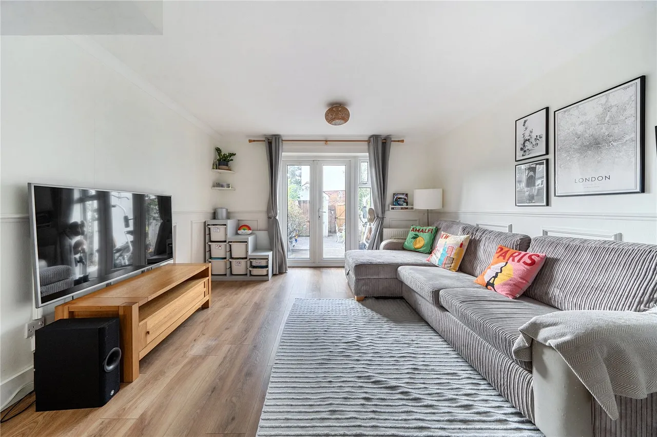 Peal Gardens, Ealing, W13, photo 4