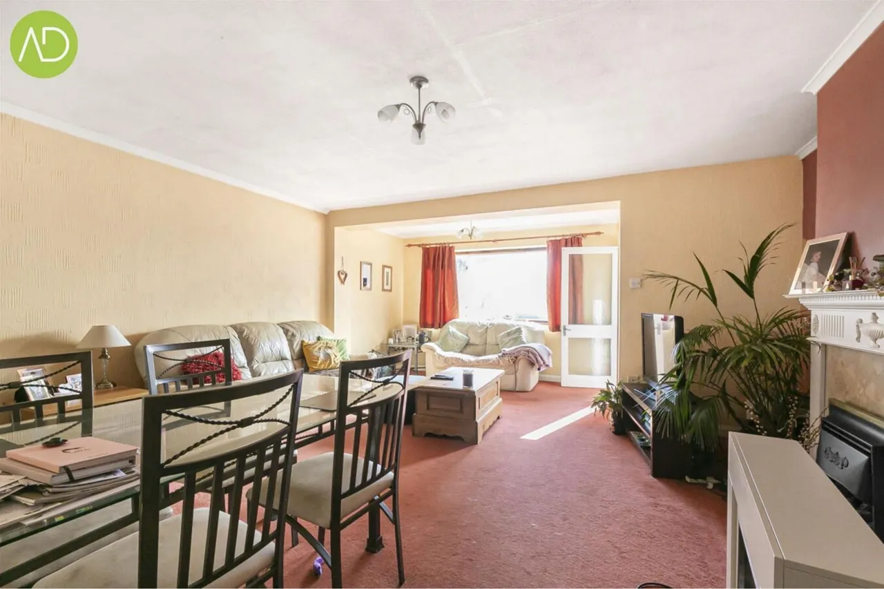 Rowlands Close, Cheshunt EN8 9NW, photo 4