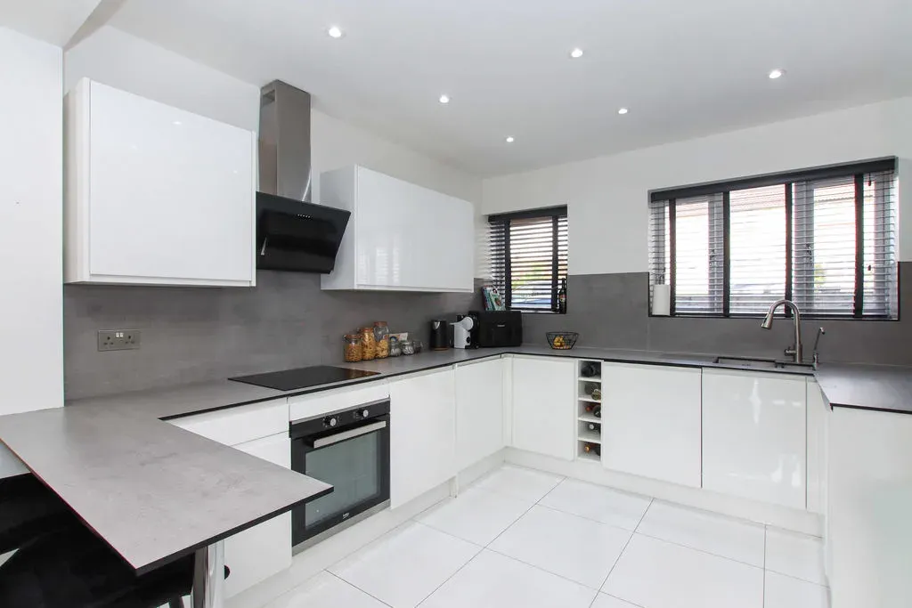 Goldcroft, Hemel Hempstead, Hertfordshire, HP3 8ET, photo 2