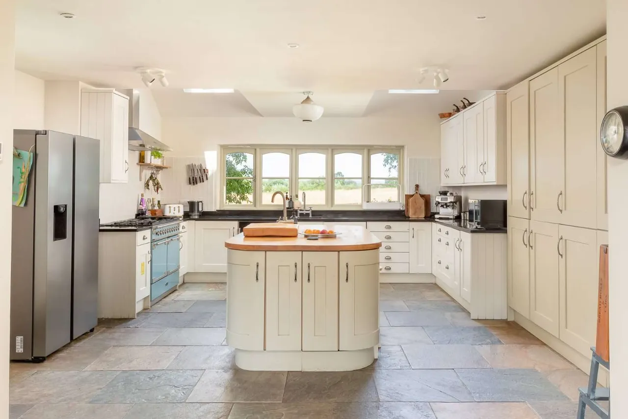 Bay Road, Gillingham, SP8, photo 8