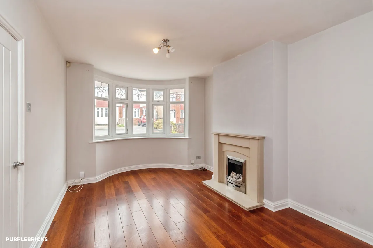 Wrexham Avenue, Walsall, photo 6