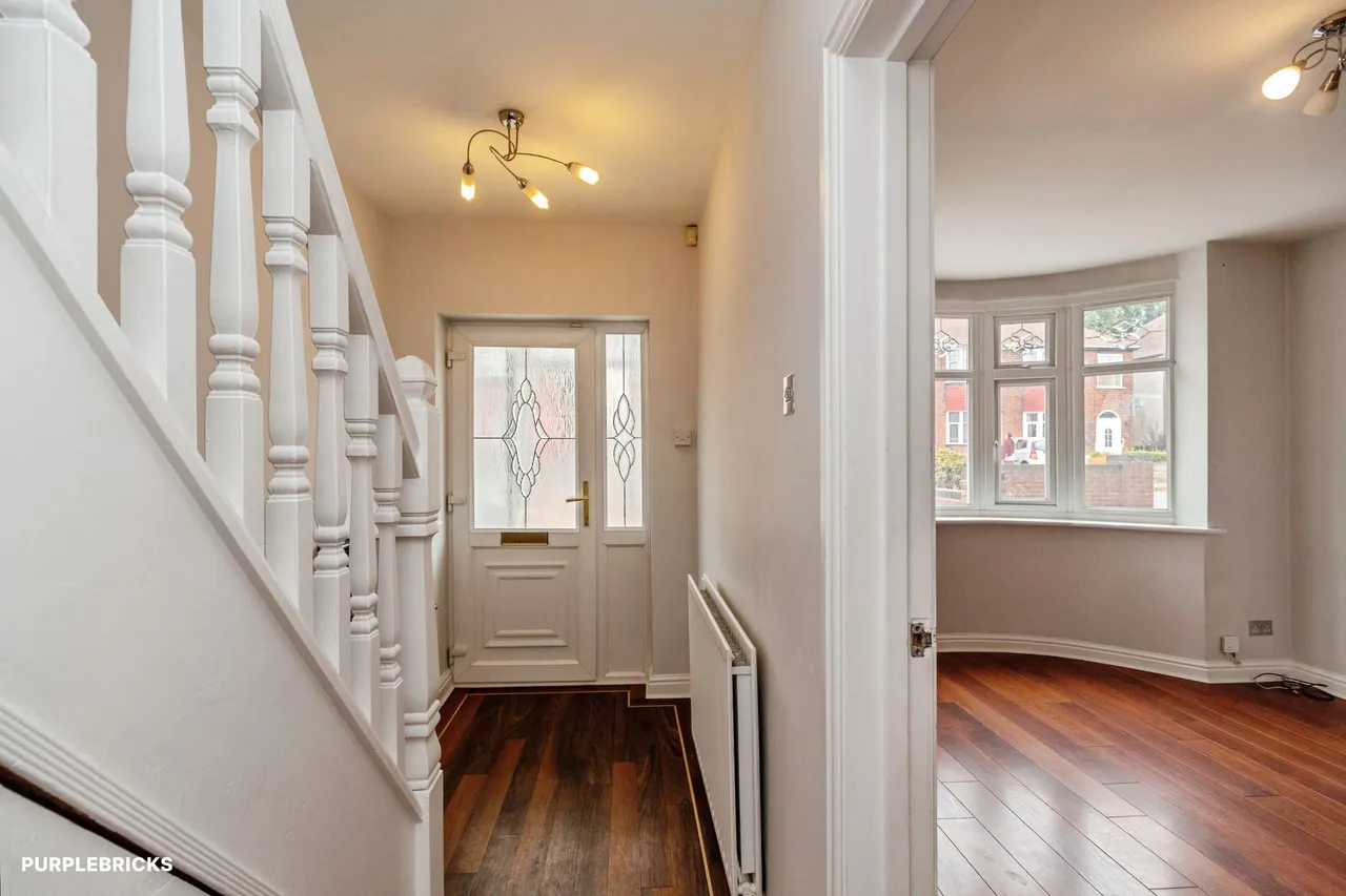 Wrexham Avenue, Walsall, photo 4