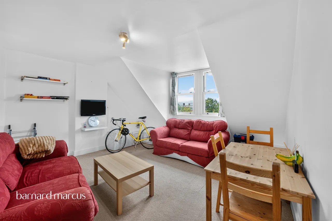 Valley Road, London, SW16, photo 2