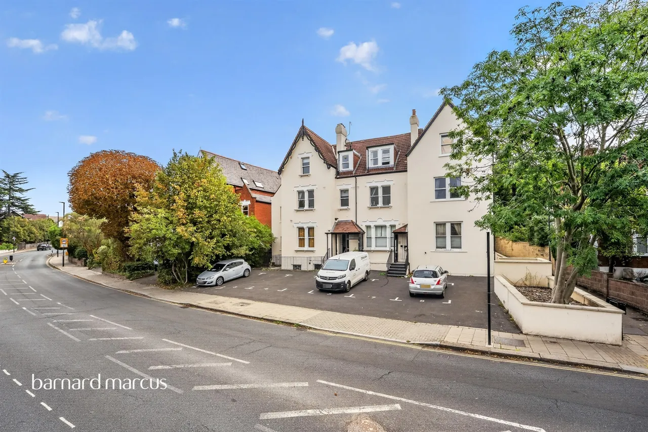 Valley Road, London, SW16, photo 20