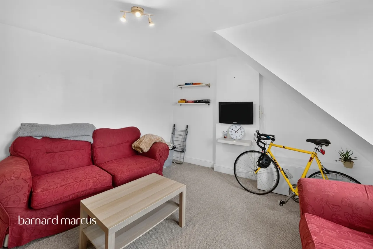 Valley Road, London, SW16, photo 5
