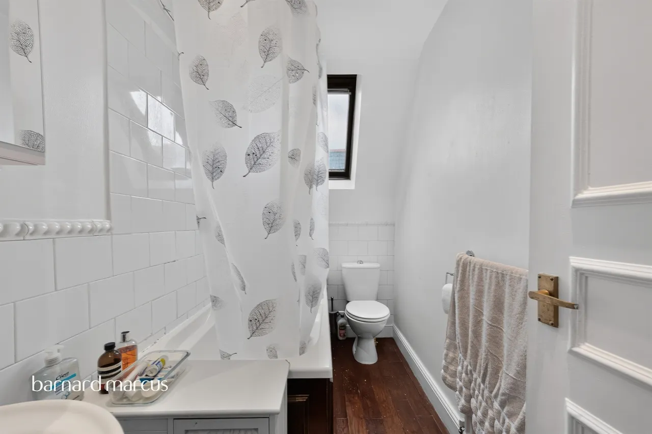 Valley Road, London, SW16, photo 19