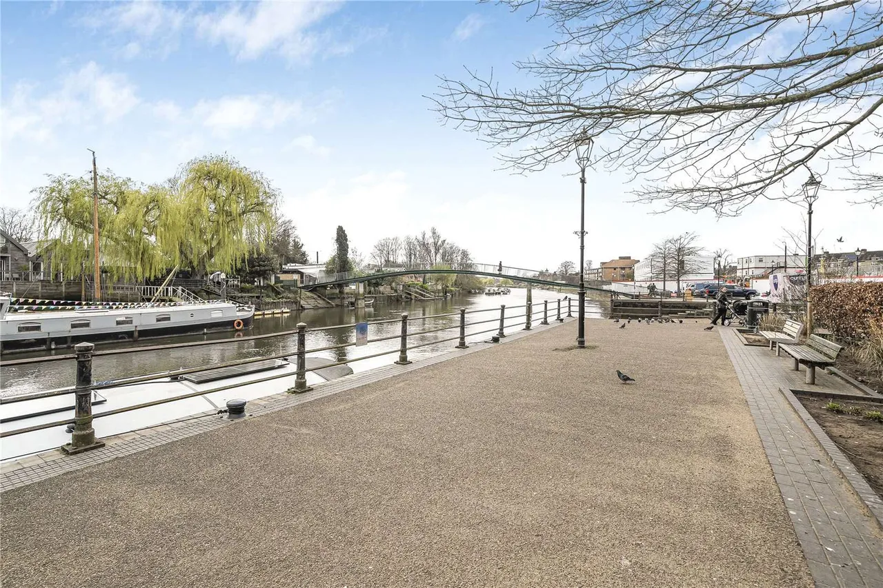 The Embankment, Twickenham, TW1 3DU, photo 12