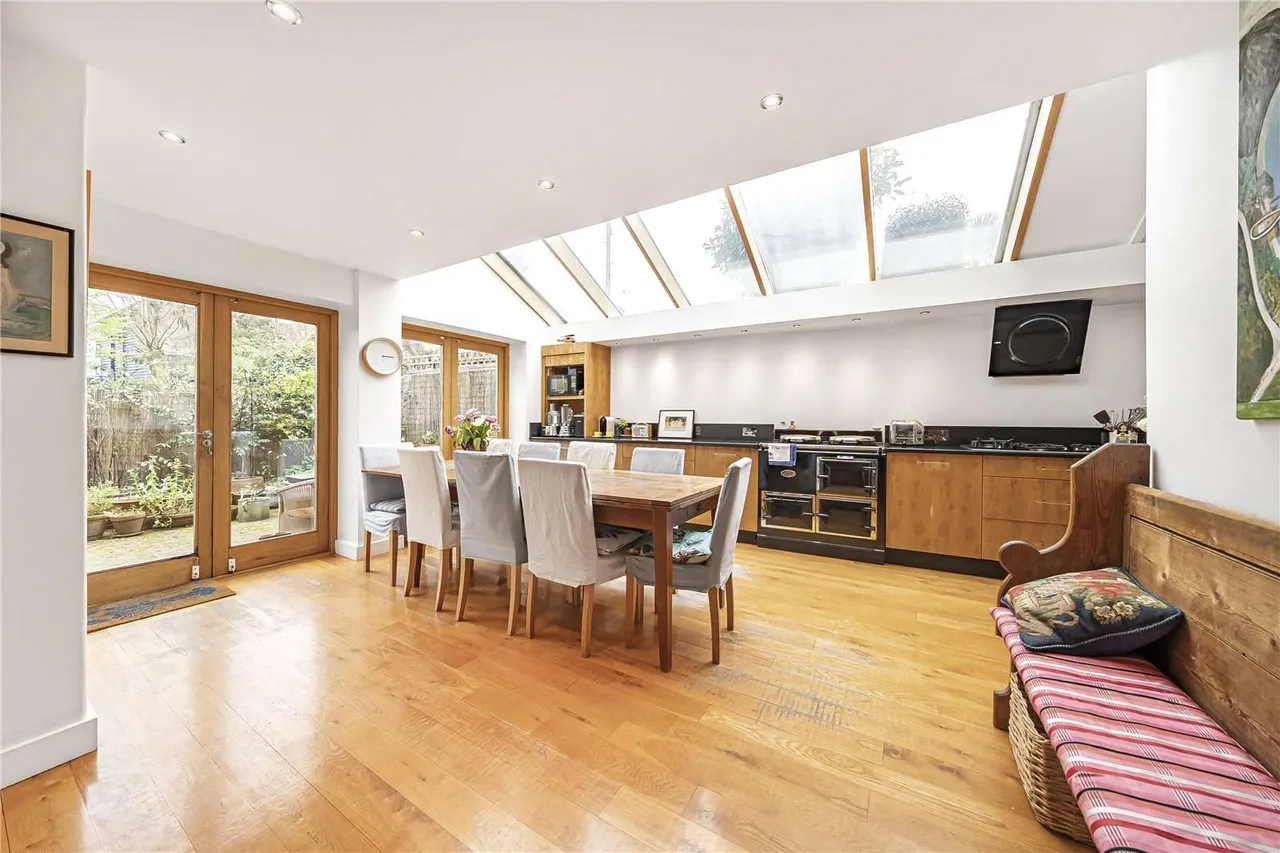 The Embankment, Twickenham, TW1 3DU, photo 5