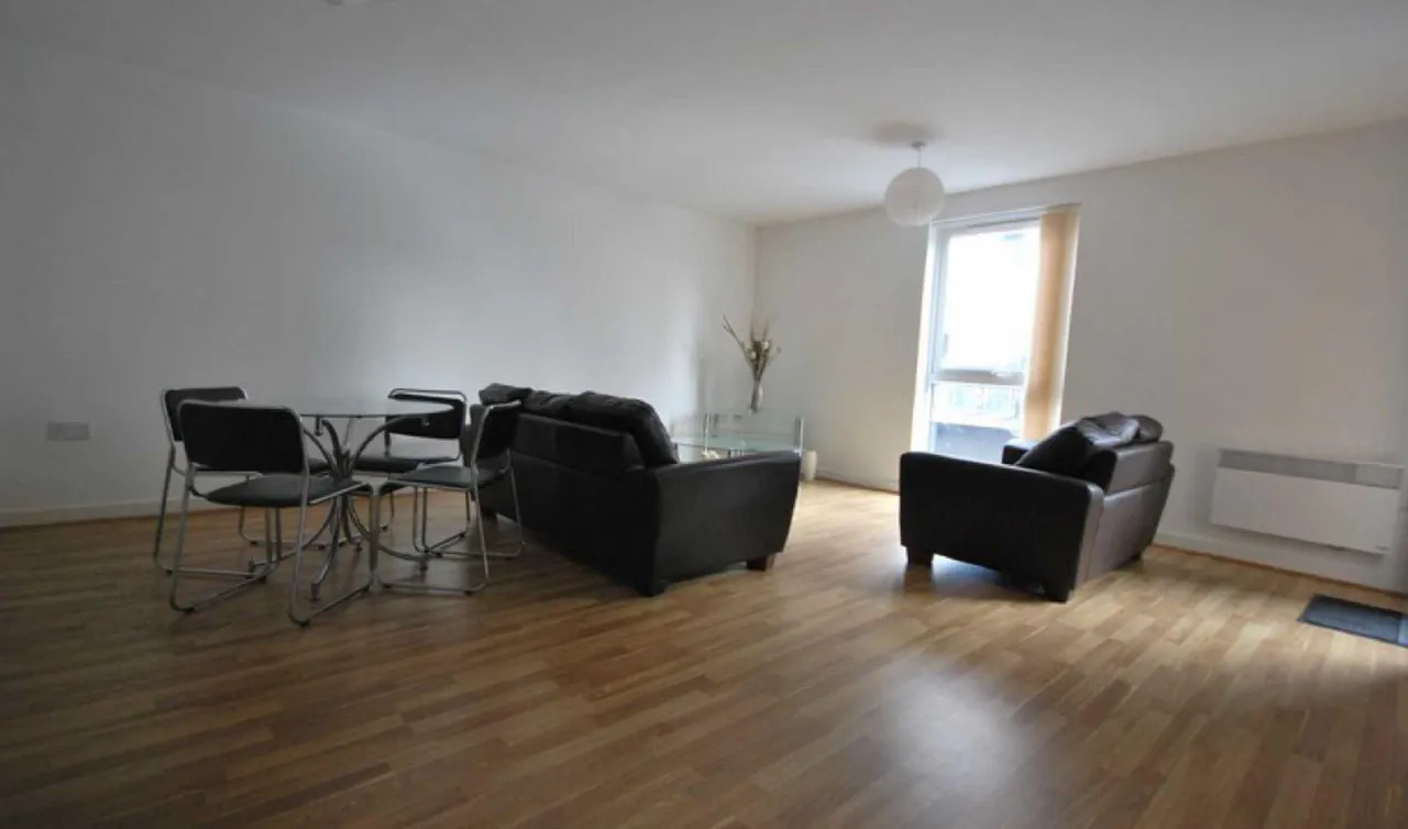 Hulme High Street, Manchester, M15, photo 5