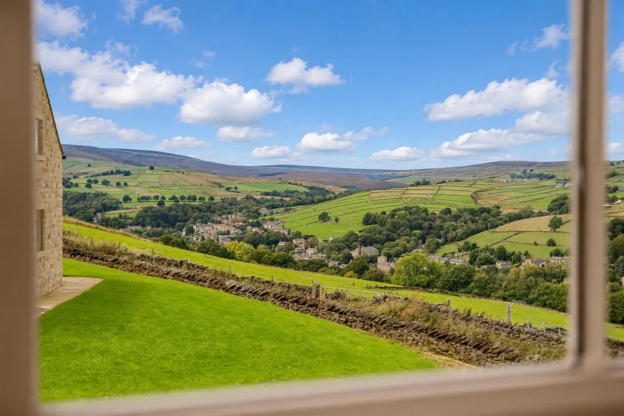 Hill House Road, HD9, photo 47