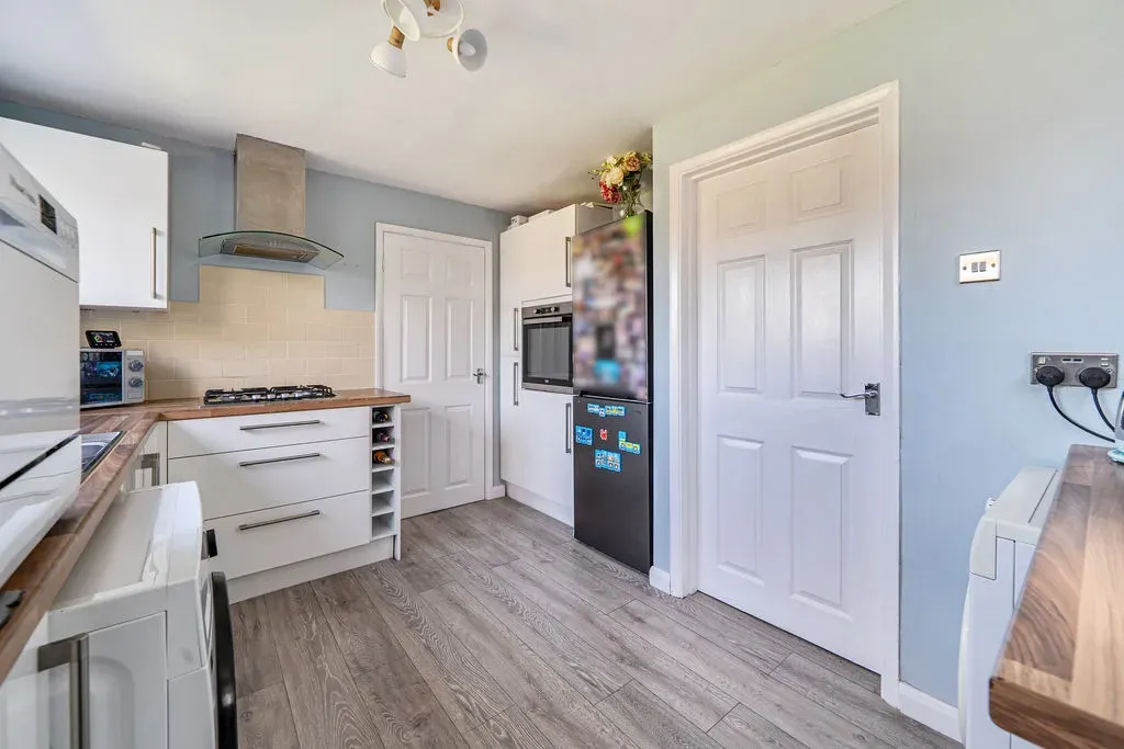 Forfar Drive, Bletchley, Milton Keynes, Buckinghamshire, MK3 7LS, photo 3