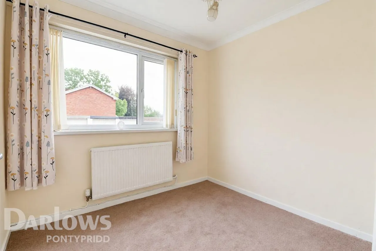 Graig-Yr-Helfa Road, Pontypridd, photo 14