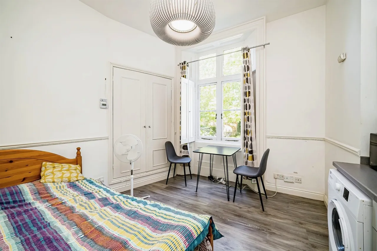 1 bed flat for sale, Upton Park, Slough, SL1