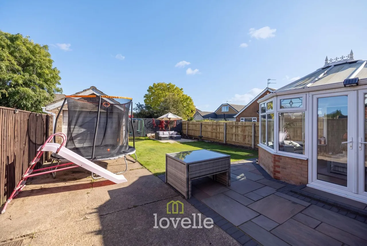 Woodfield Close, Humberston, DN36, photo 26
