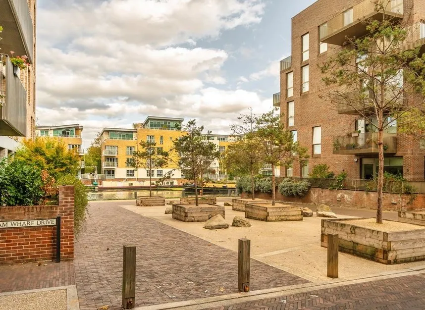 Paddlers Avenue, Brentford, TW8, photo 7