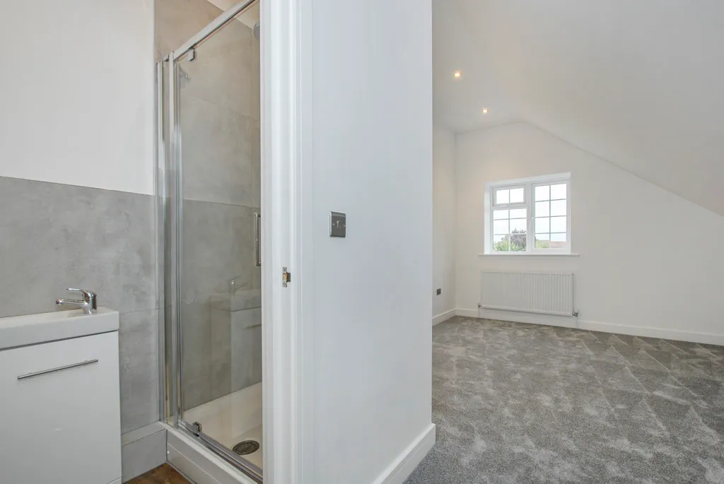 Harefield Road, Uxbridge, UB8, photo 7