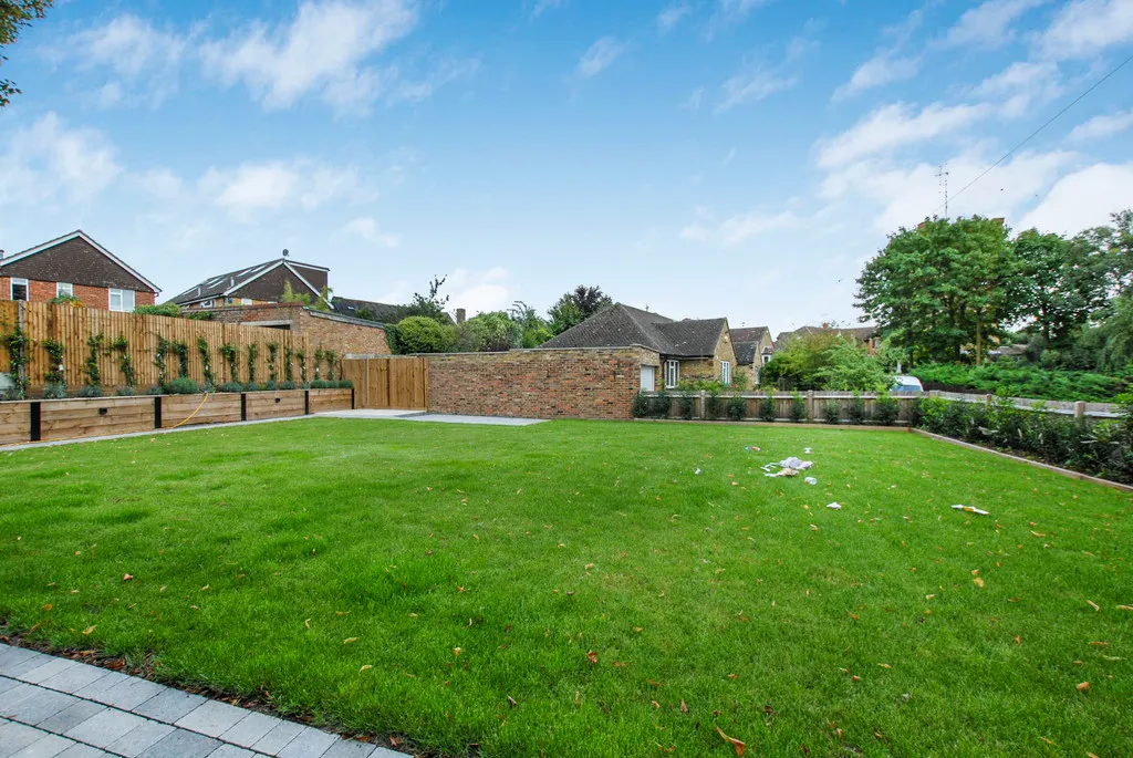 Harefield Road, Uxbridge, UB8, photo 19