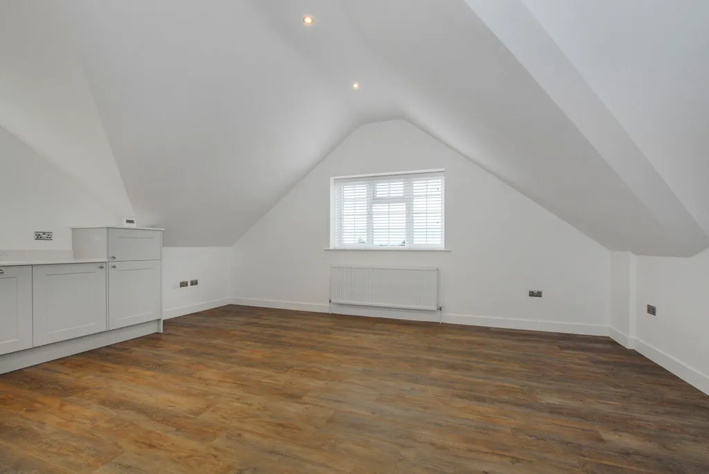 Harefield Road, Uxbridge, UB8, photo 14