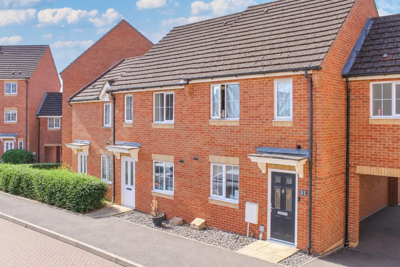 2 bed house for sale, Cormorant Way, Leighton Buzzard, LU7