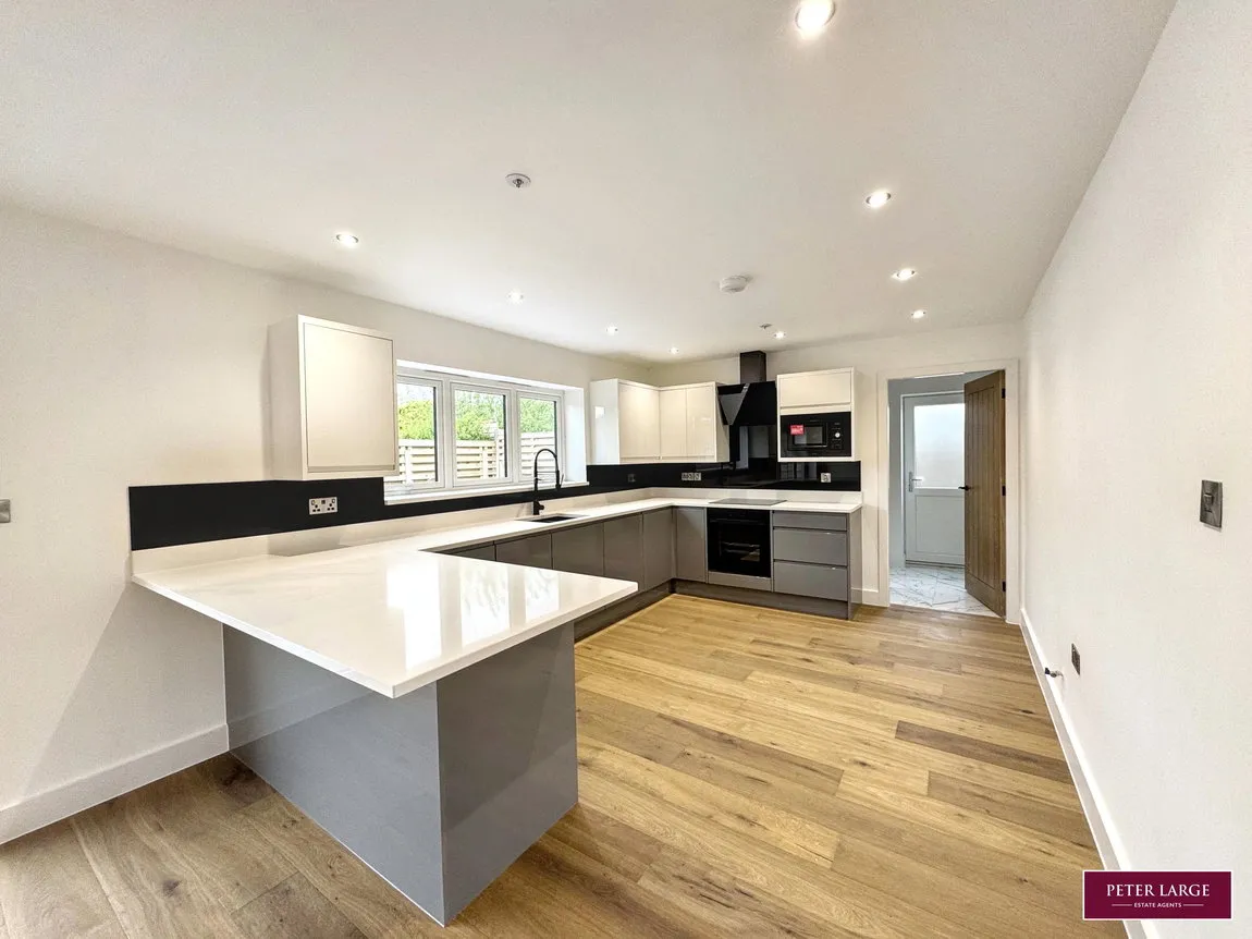 Beach Close, Talacre, Talacre, Flintshire, CH8 9RF, photo 5