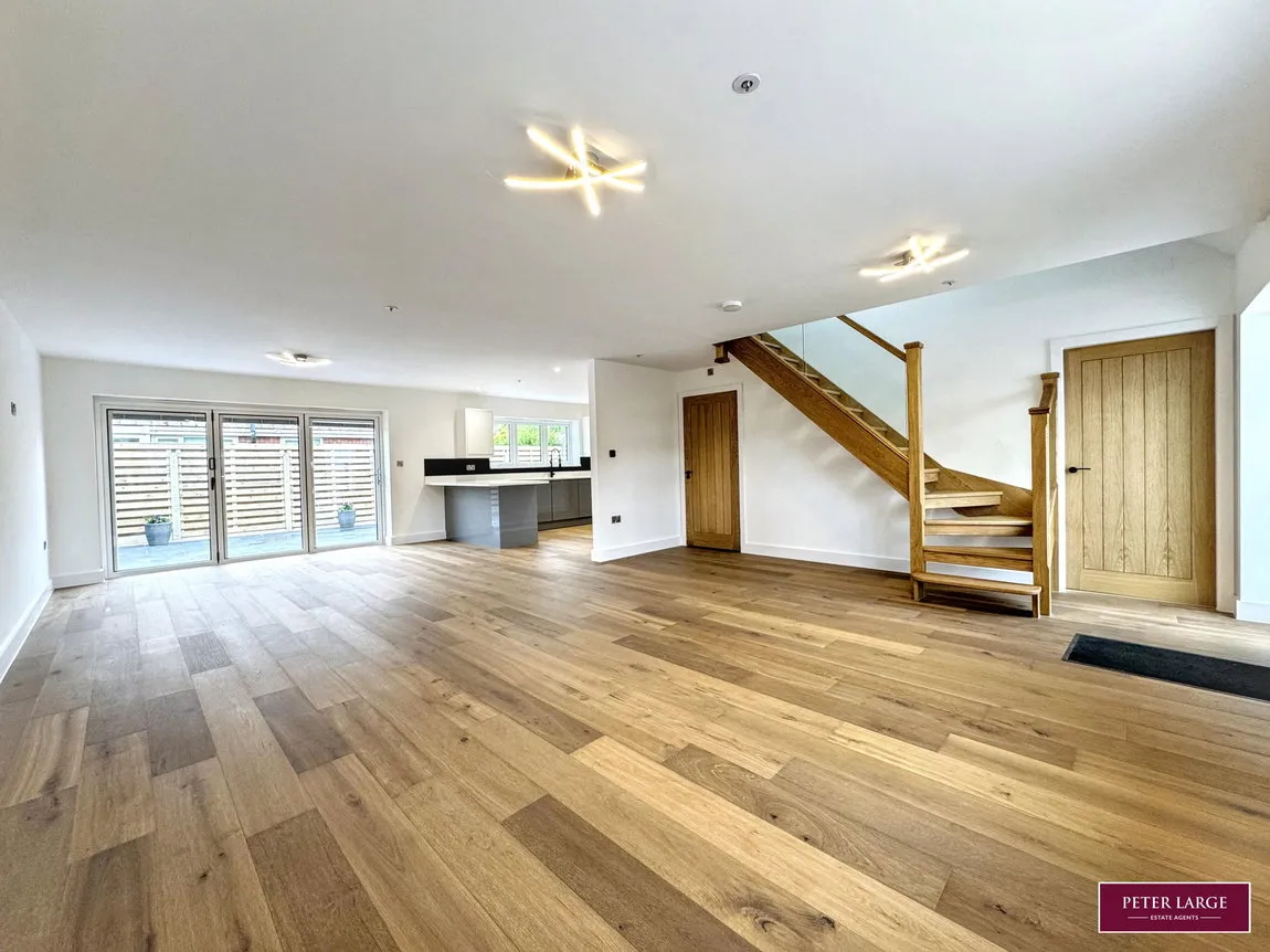 Beach Close, Talacre, Talacre, Flintshire, CH8 9RF, photo 2