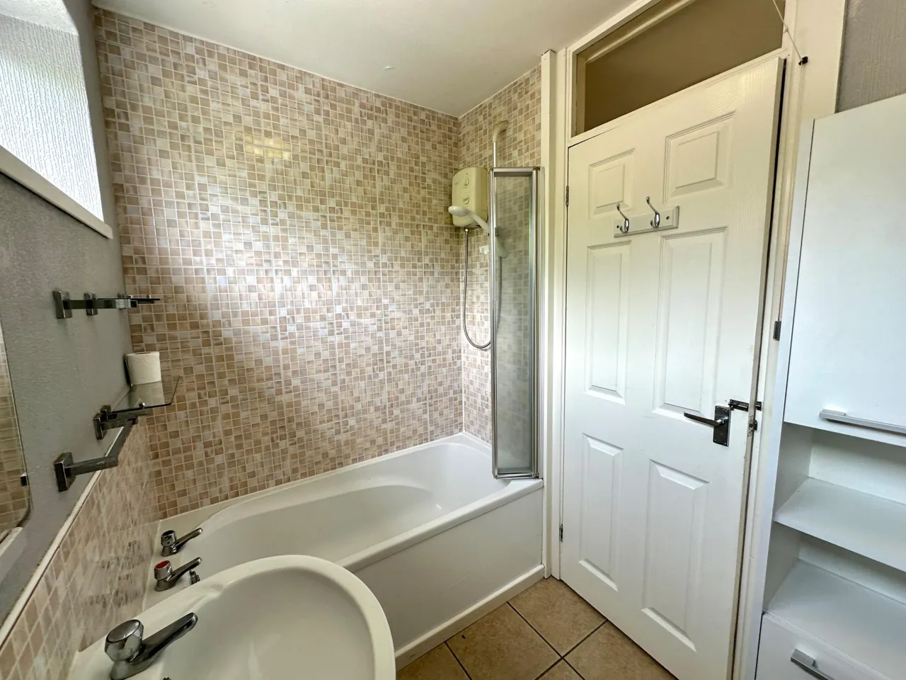 Lichfield Road, Bloxwich, WS3, photo 9