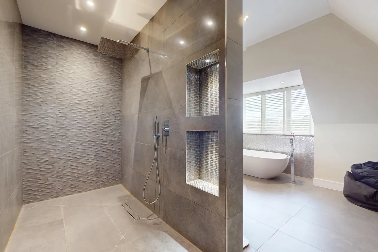 Fairholme Gardens, London, N3, photo 16