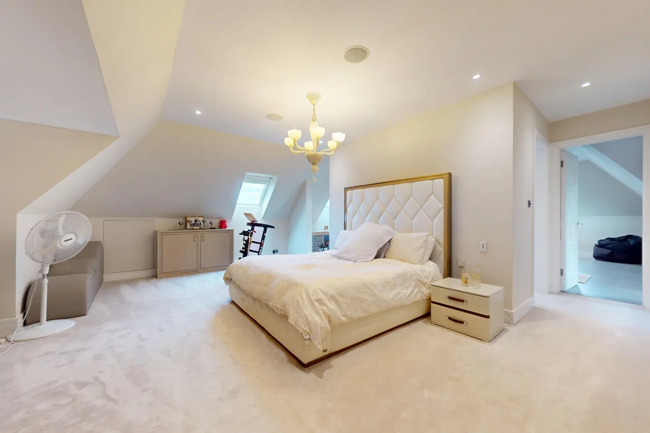 Fairholme Gardens, London, N3, photo 14
