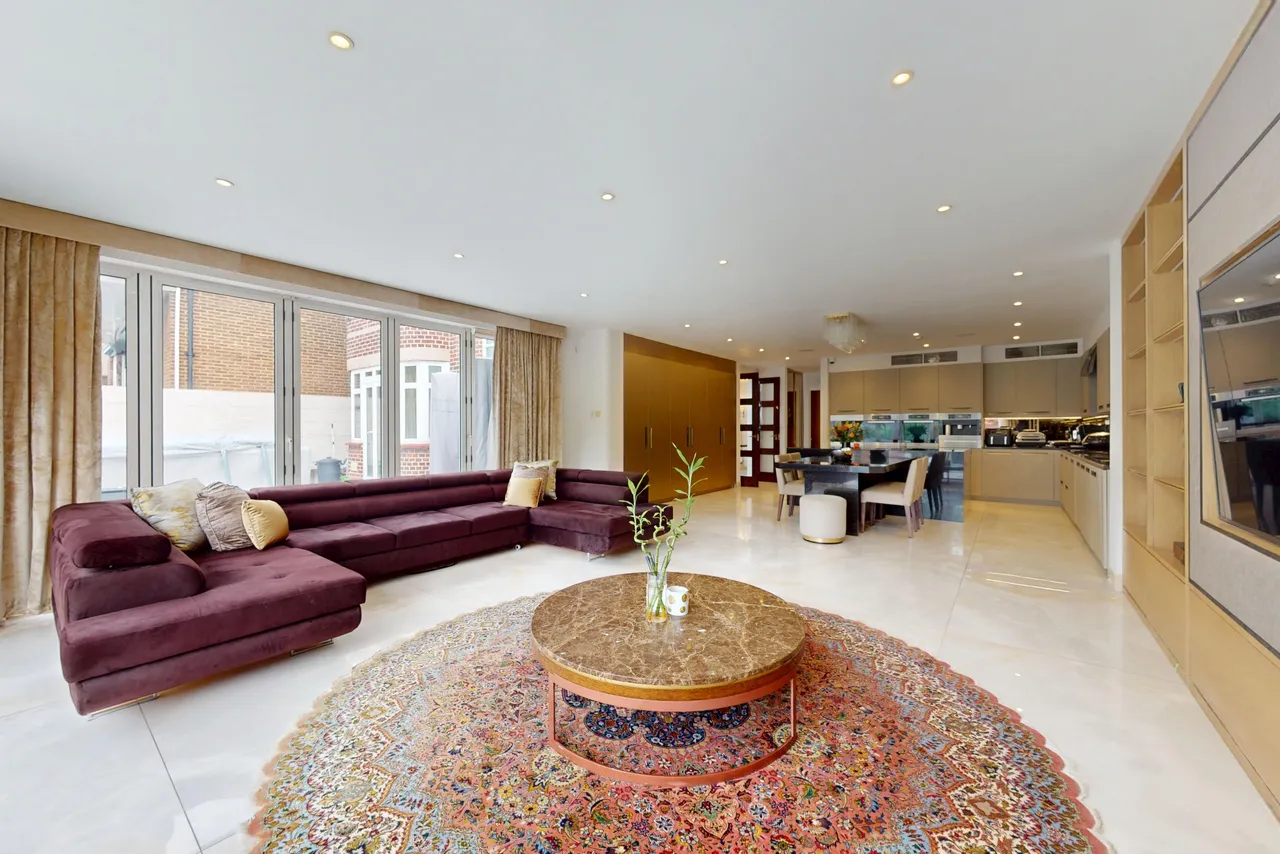 Fairholme Gardens, London, N3, photo 5