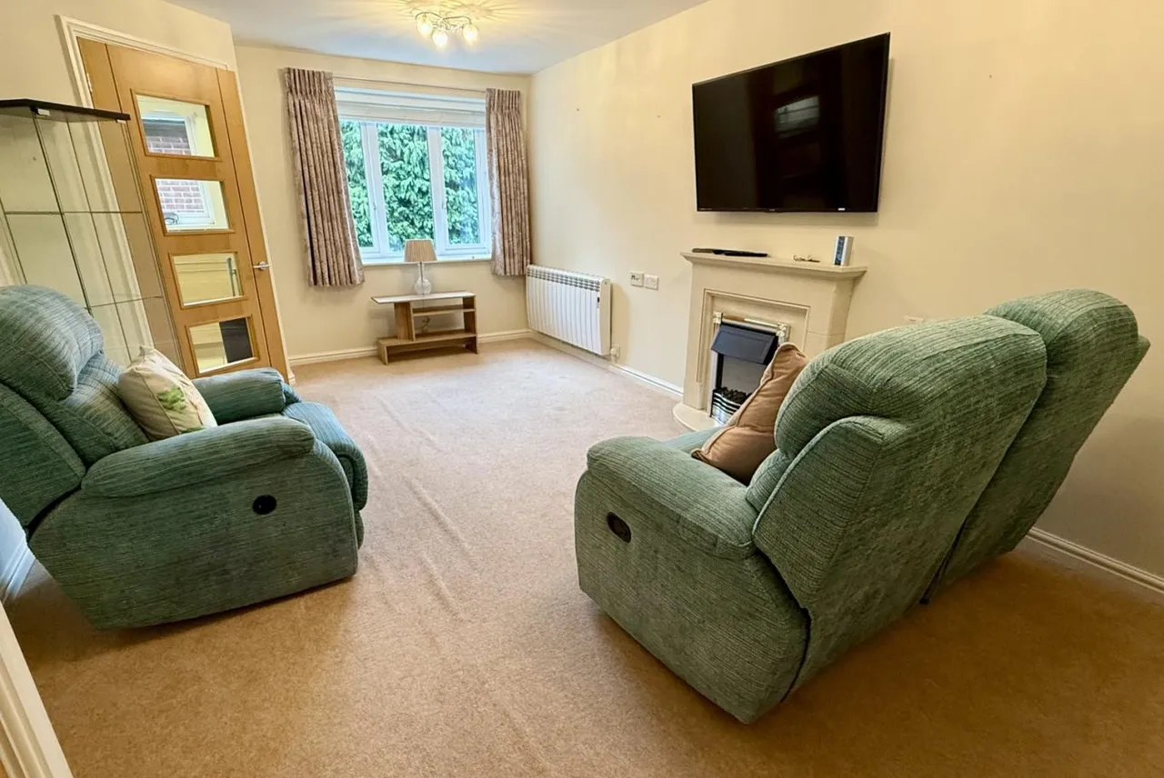 Cherrett Court, BH22, photo 5