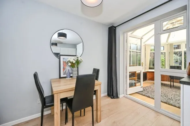 Wayfarers Drive, Newton-Le-Willows, photo 5