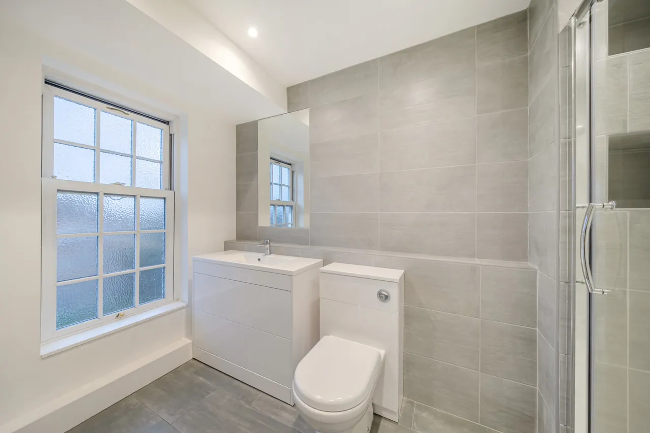 Ashurst Close, Northwood, HA6, photo 19