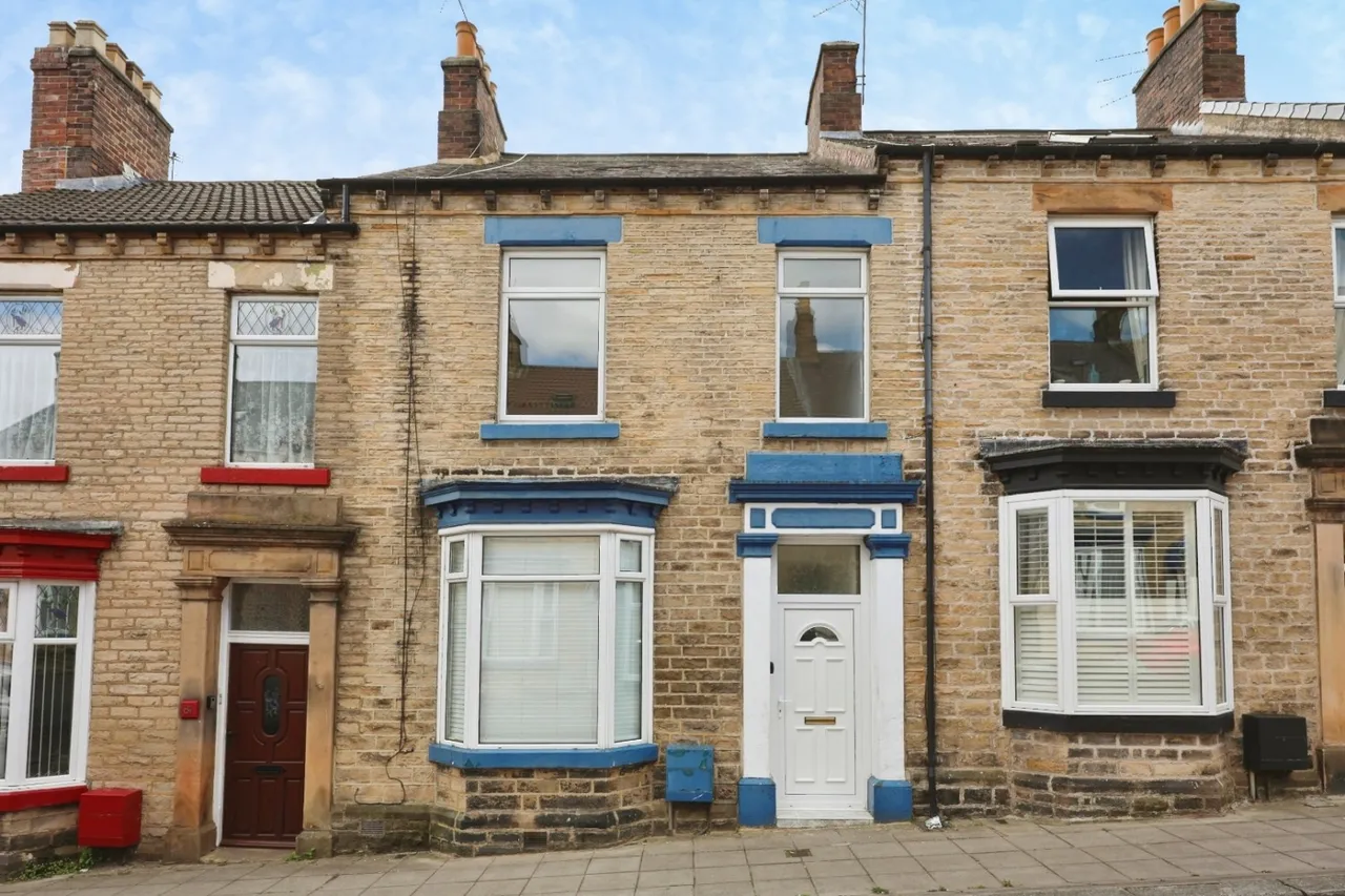 3 bed house to rent — Princes Street, Bishop Auckland