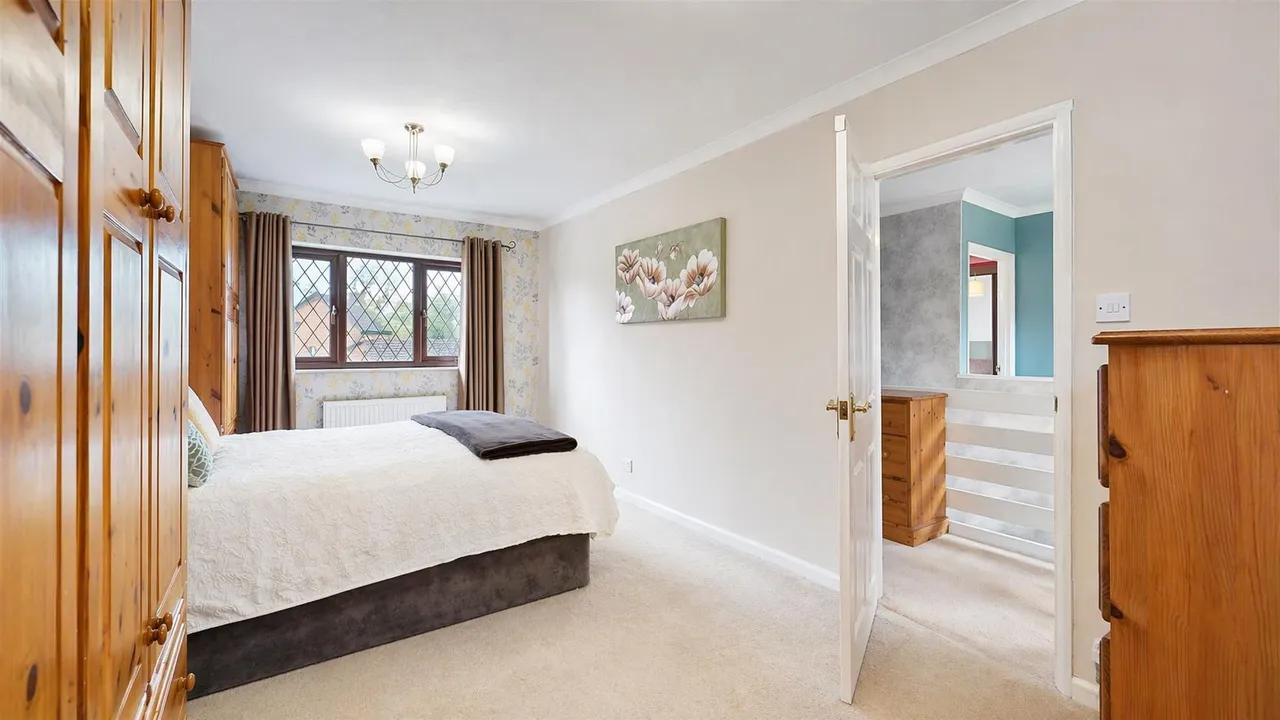 Kincardine Drive, Bletchley, photo 19