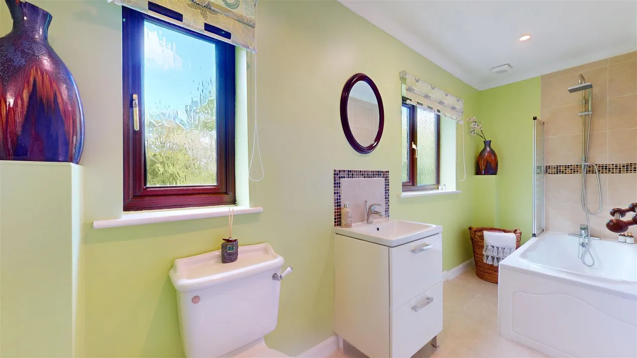 Kincardine Drive, Bletchley, photo 22