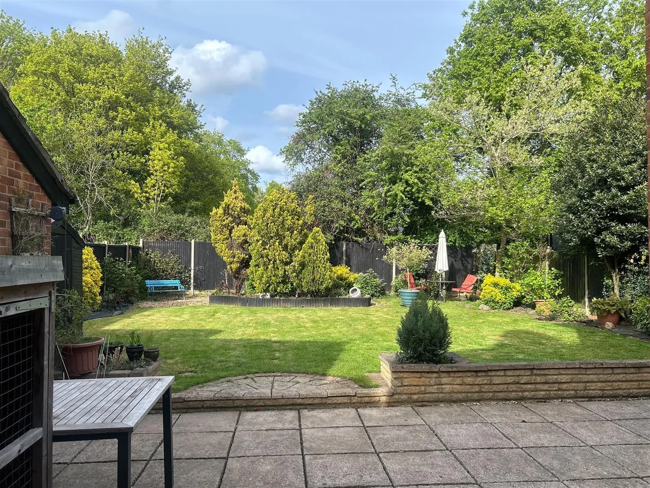 Kincardine Drive, Bletchley, photo 2