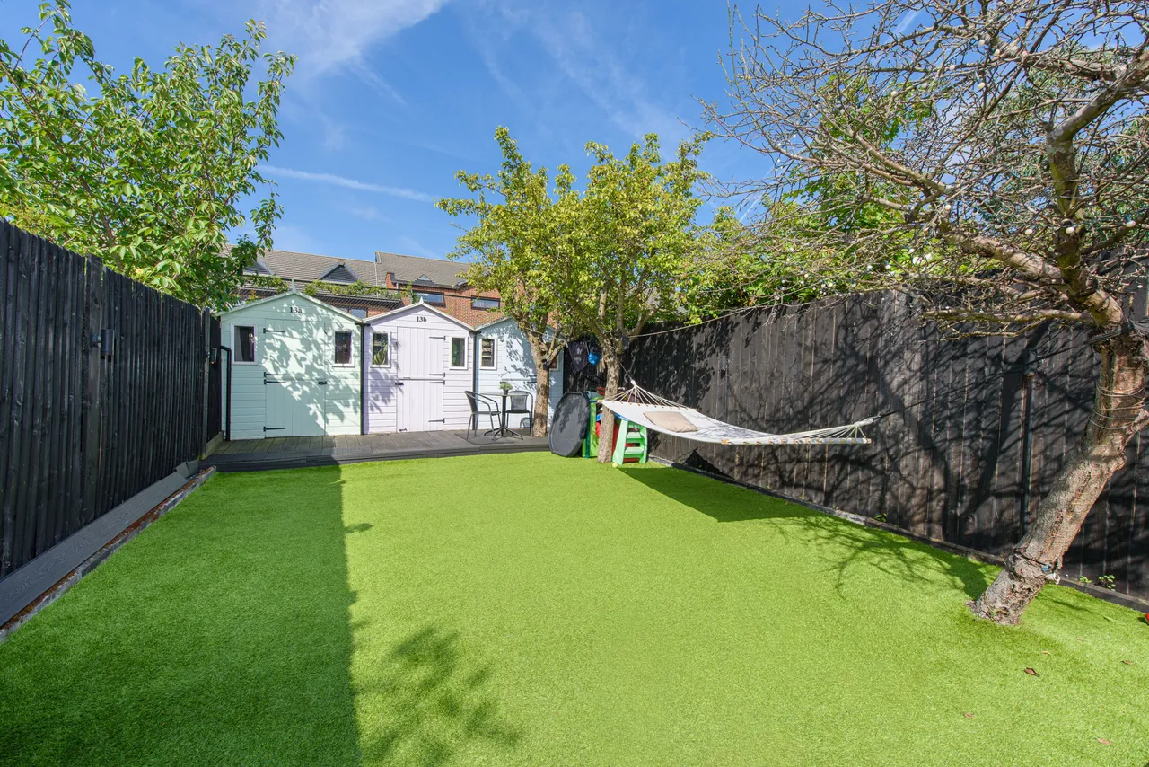 13 Gillingham Road, London, photo 12