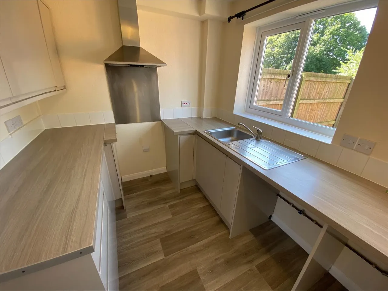 Linley Close Bridgwater, Somerset TA6 4HL, photo 4