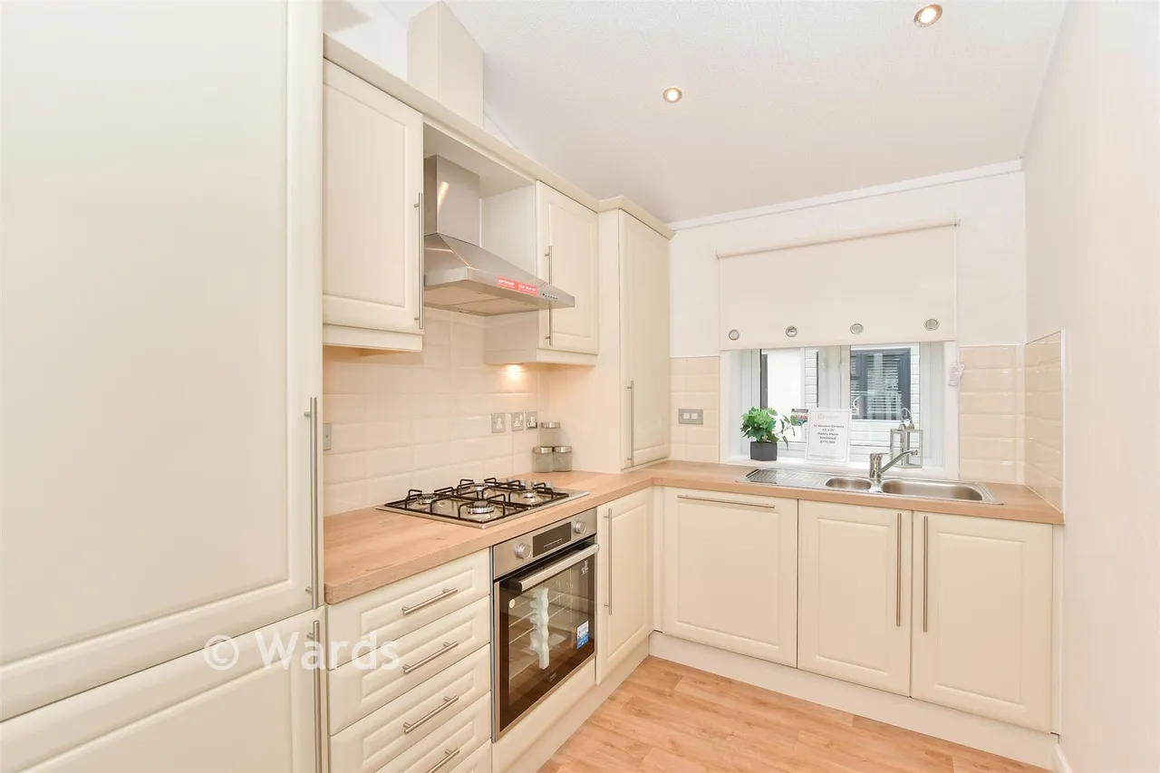 Meadow Gardens, Biddenden, TN27, photo 3