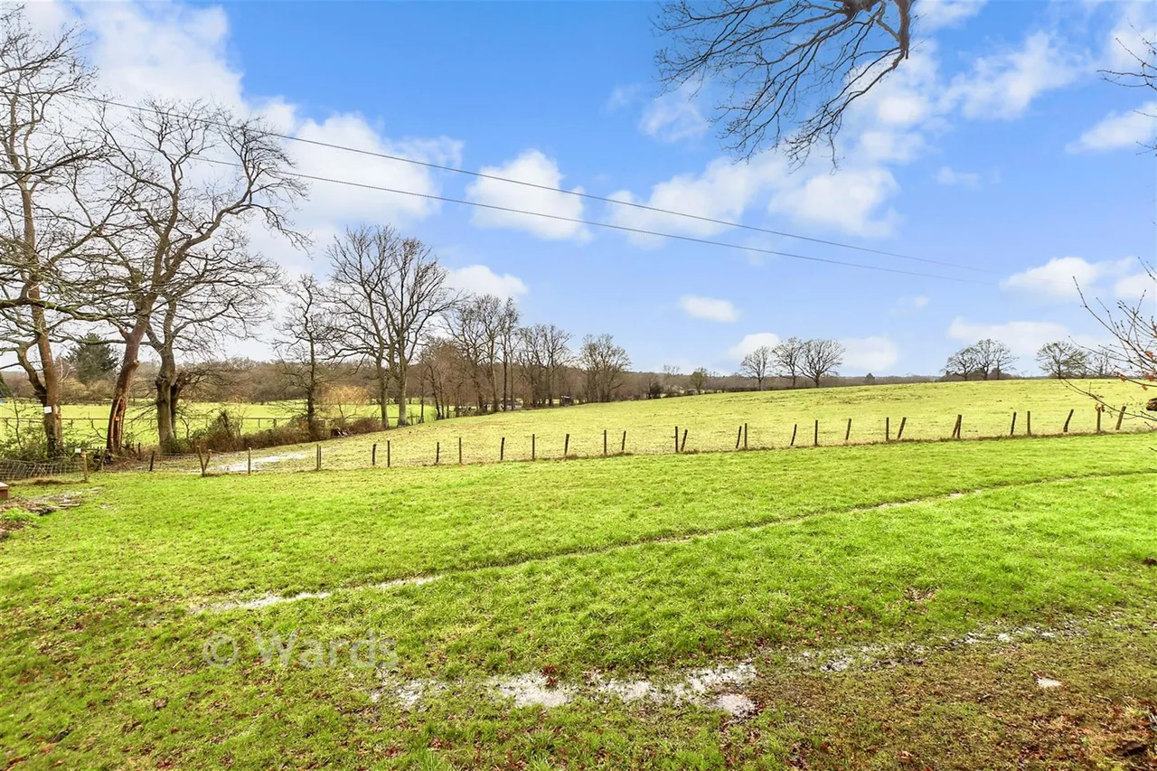Meadow Gardens, Biddenden, TN27, photo 12