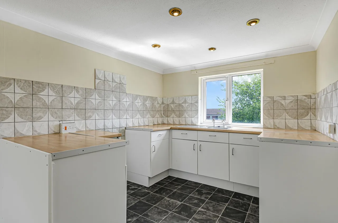 Landseer Court, Artists Way, Andover, photo 4