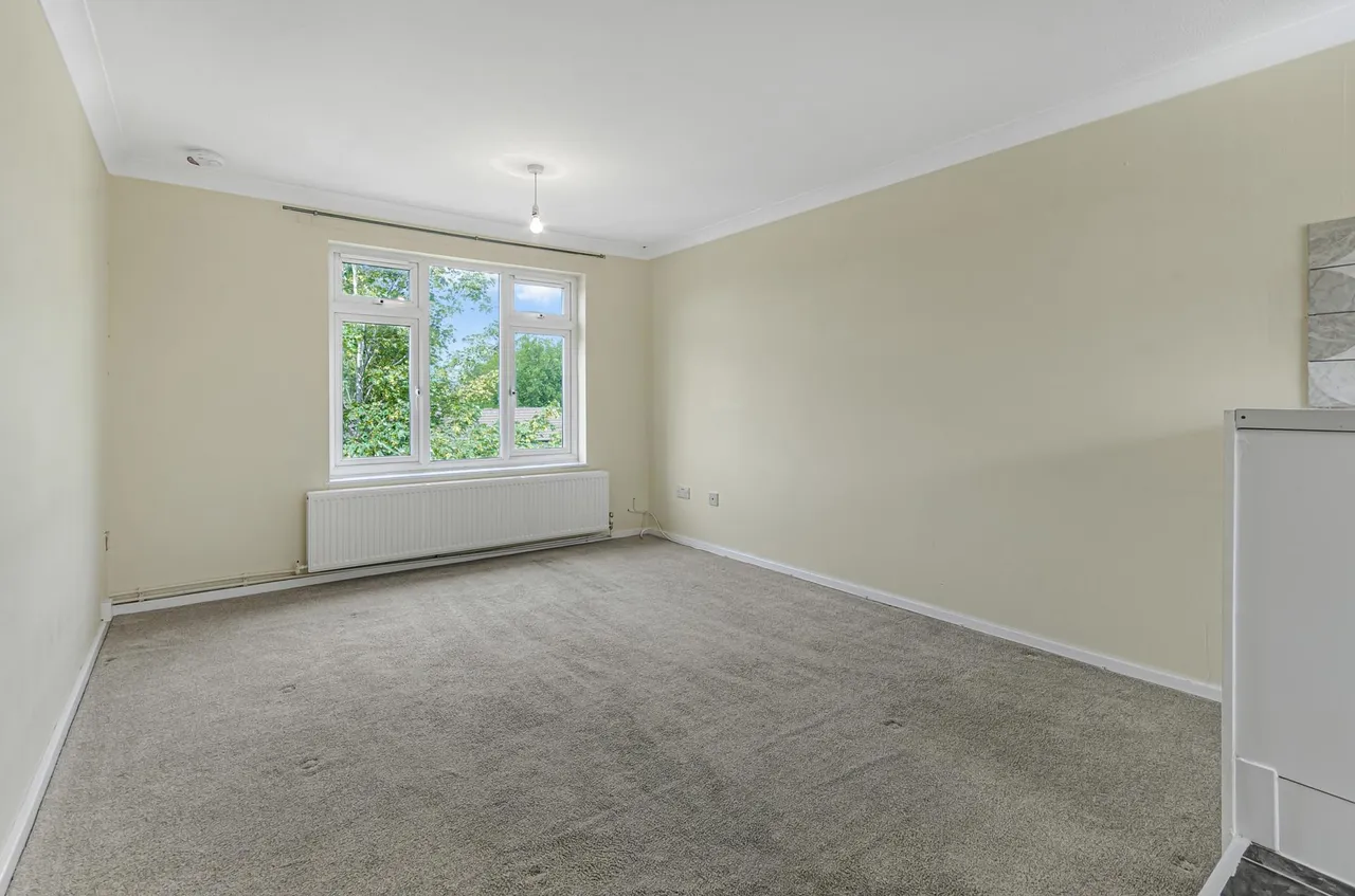 Landseer Court, Artists Way, Andover, photo 2