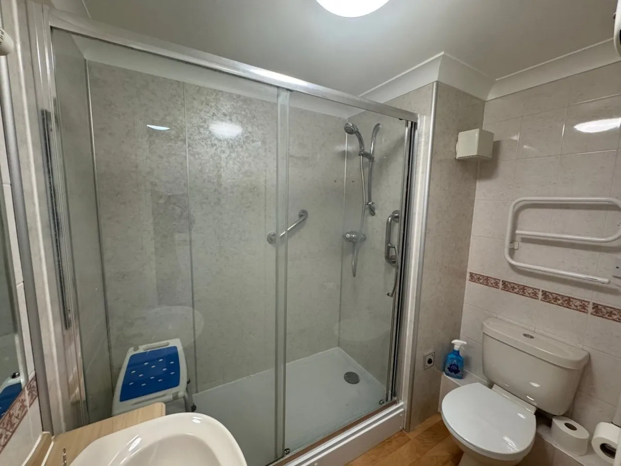 Cliff Lane, Holme Oaks Court, IP3, photo 7
