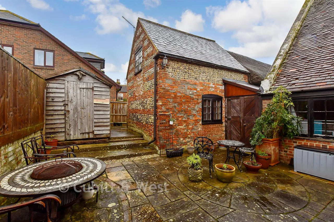 North End Road, Yapton, BN18, photo 16